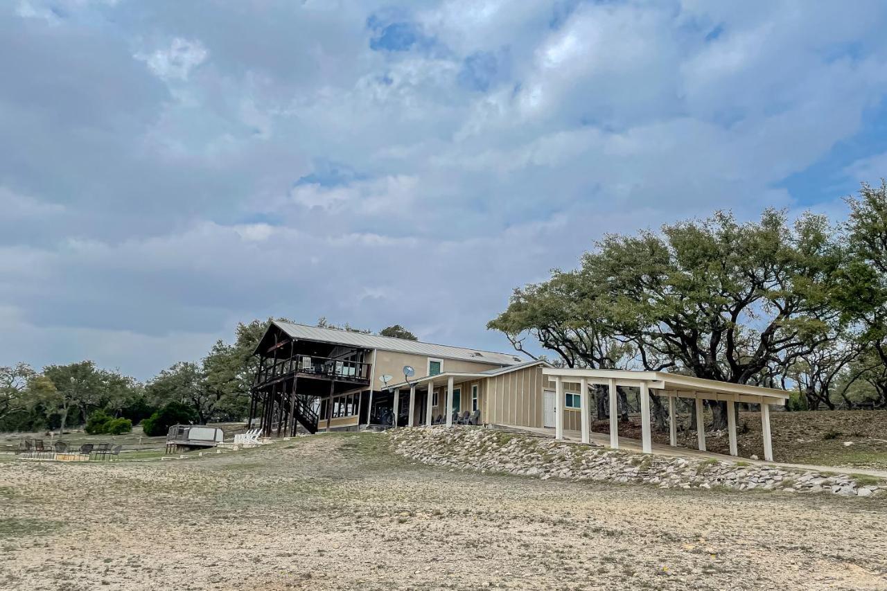 Grand River Retreat Wimberley Extérieur photo